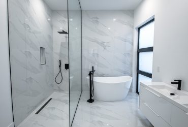 Modern Bathroom Design, Kaz Carpentry
